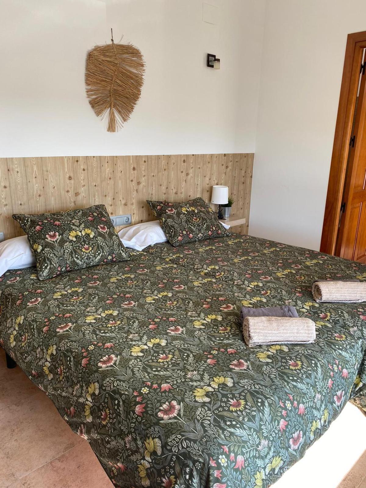 Hostal Espai Mediterrani ปัวเอบลาเดบัลโบโน ภายนอก รูปภาพ
