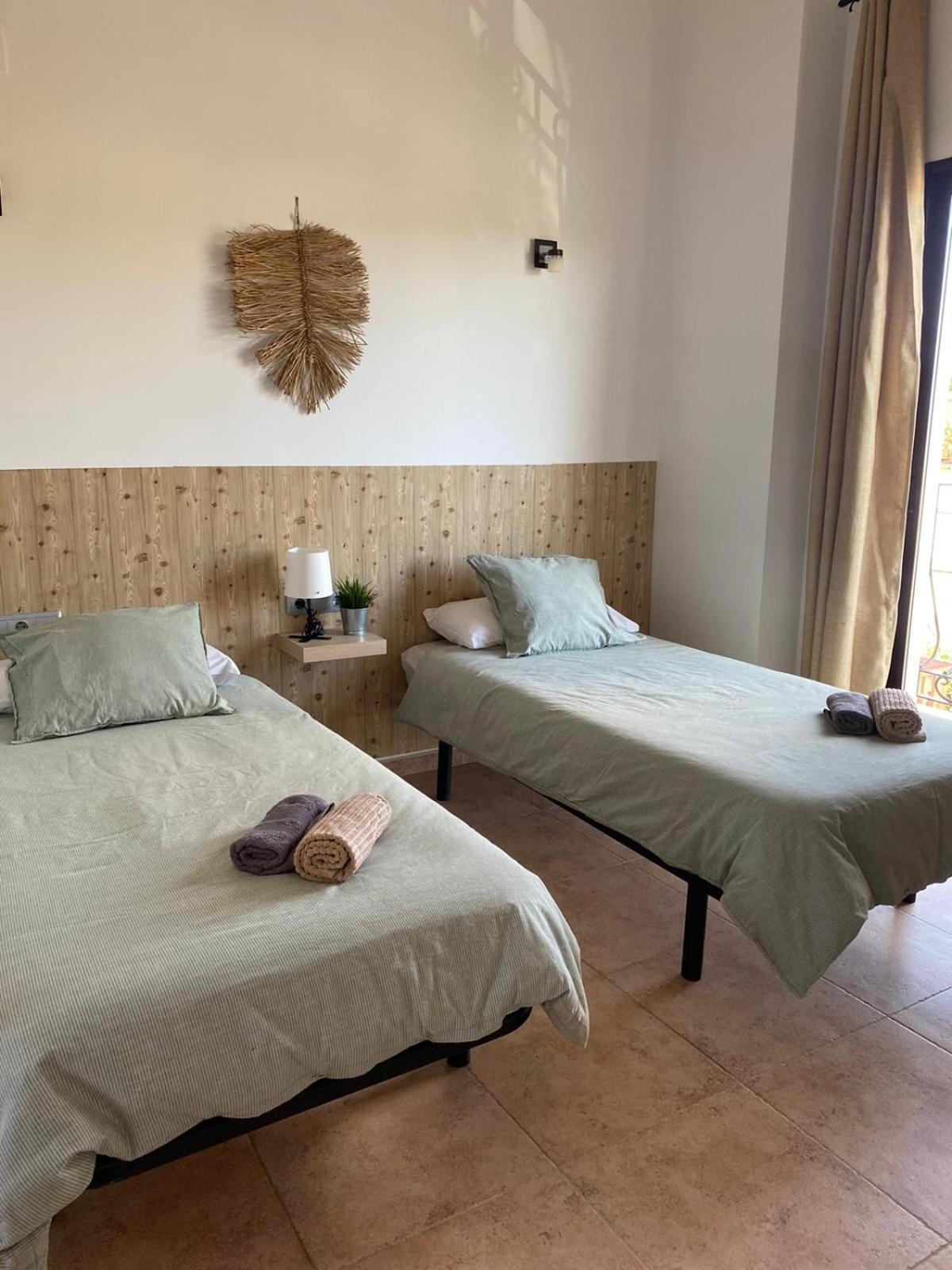 Hostal Espai Mediterrani ปัวเอบลาเดบัลโบโน ภายนอก รูปภาพ